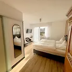 בית הארחה Berghof 3*