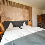 Berghof Pensión 3*