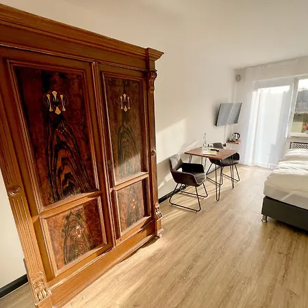 Berghof ゲストハウス 3*