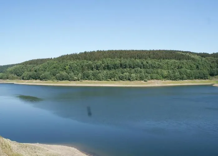 Berghof 招待所 3*