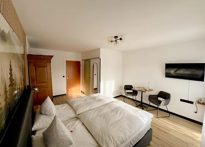 Gasthof Haus Berghof 3*